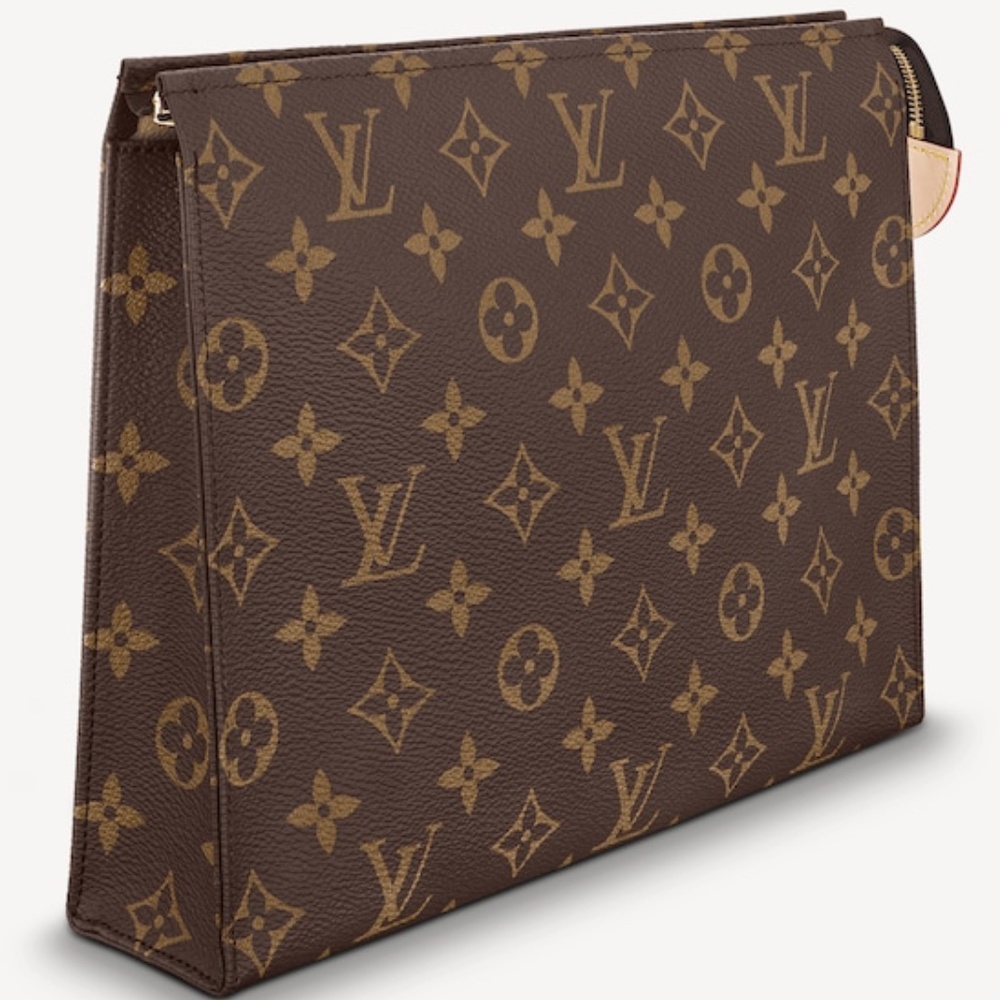LV 2019 Brand new Toiletry 26 in monogram canvas.